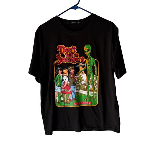 ROMWE M Black Graphic Tee Don’t Talk to‎ Strangers Alien Shirt - Picture 1 of 7